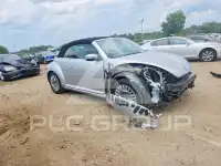 2014 Volkswagen BEETLE photo