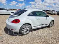 2014 Volkswagen BEETLE фото