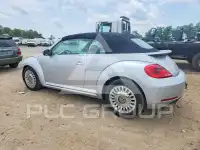 2014 Volkswagen BEETLE photo