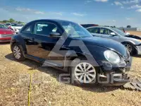 2014 Volkswagen BEETLE фото