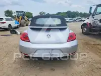 2014 Volkswagen BEETLE photo