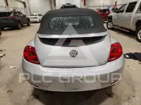 2014 Volkswagen BEETLE фото