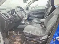 2015 Mitsubishi OUTLANDER фото