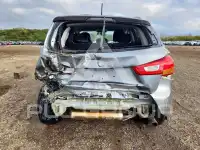 2015 Mitsubishi OUTLANDER фото