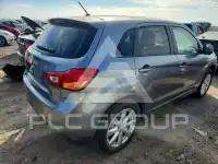 2015 Mitsubishi OUTLANDER photo