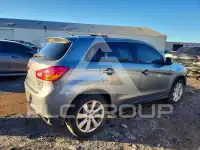 2015 Mitsubishi OUTLANDER фото