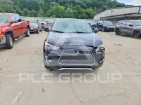 2015 Mitsubishi OUTLANDER фото
