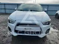 2015 Mitsubishi OUTLANDER фото
