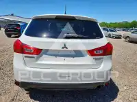 2015 Mitsubishi OUTLANDER photo