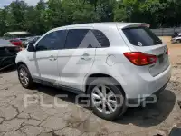 2015 Mitsubishi OUTLANDER фото