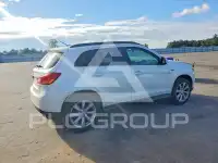 2015 Mitsubishi OUTLANDER фото