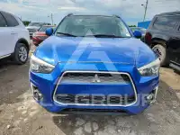 2015 Mitsubishi OUTLANDER photo