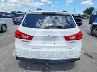 2015 Mitsubishi OUTLANDER photo