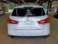 2015 Mitsubishi OUTLANDER фото