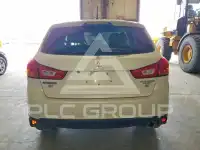 2015 Mitsubishi OUTLANDER фото