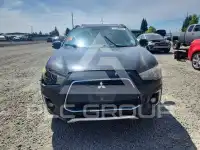 2015 Mitsubishi OUTLANDER фото