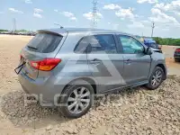 2015 Mitsubishi OUTLANDER photo