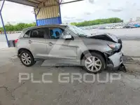2015 Mitsubishi OUTLANDER photo