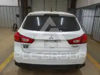 2015 Mitsubishi OUTLANDER фото