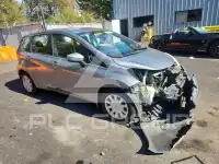 2015 Nissan VERSA фото