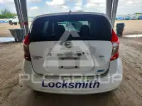 2015 Nissan VERSA фото