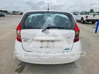 2015 Nissan VERSA фото