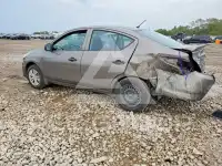 2015 Nissan VERSA фото