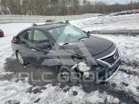 2015 Nissan VERSA photo