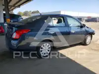 2015 Nissan VERSA photo