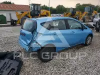 2015 Nissan VERSA фото