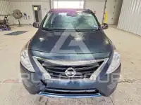 2015 Nissan VERSA photo