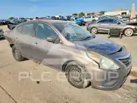 2015 Nissan VERSA photo
