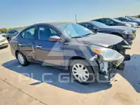 2015 Nissan VERSA фото