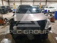 2015 Nissan VERSA фото