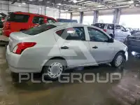 2015 Nissan VERSA фото