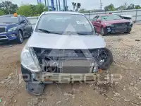 2015 Nissan VERSA photo