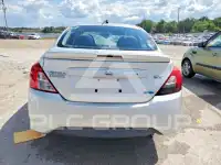 2015 Nissan VERSA photo