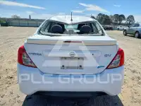 2015 Nissan VERSA фото