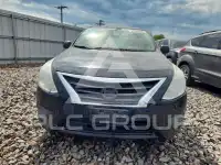 2015 Nissan VERSA фото