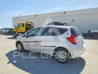 2015 Nissan VERSA фото