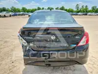 2015 Nissan VERSA photo