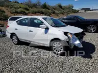 2015 Nissan VERSA фото