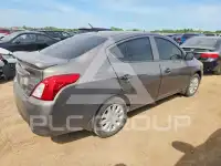 2015 Nissan VERSA photo