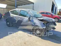 2015 Nissan VERSA фото