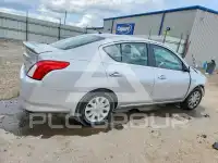 2015 Nissan VERSA фото