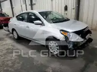 2015 Nissan VERSA фото