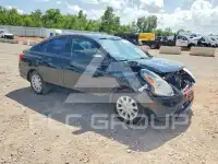 2015 Nissan VERSA фото
