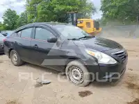 2015 Nissan VERSA photo