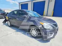 2015 Nissan VERSA photo