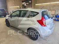 2015 Nissan VERSA фото
